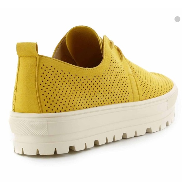 CAMILA’S | Yellow Runner Up Sneakers - Picture 2 of 7